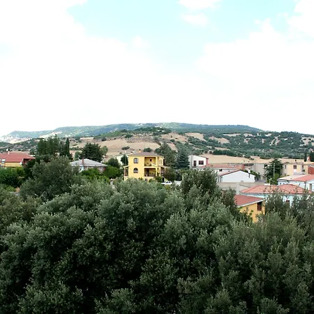 Diecizero Alojamento de Acomodação e Pequeno-almoço Barùmini