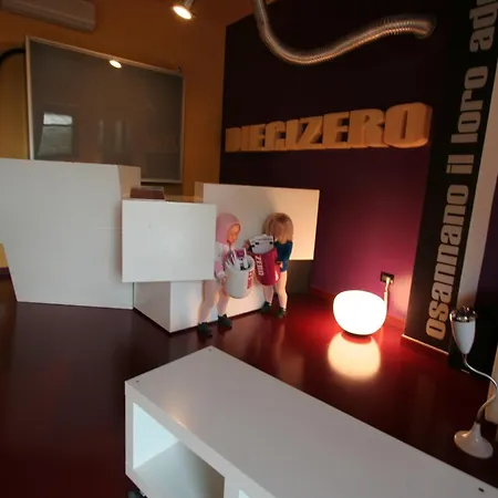 Diecizero فندق مبيت وإفطار 3*